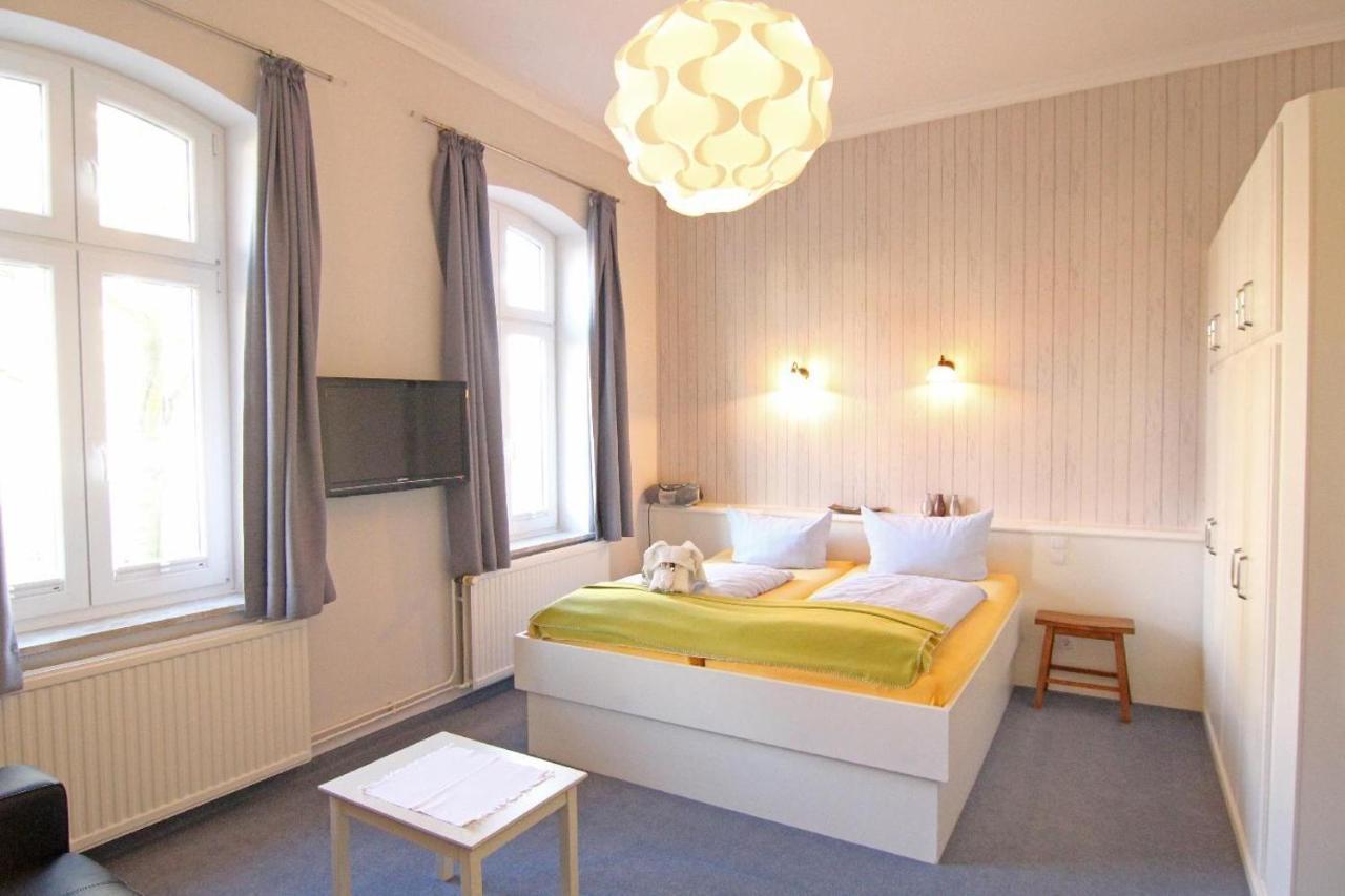 Hotel Kapitaenshaus-Lassen-Zimmer-Amistad Westerland Exteriér fotografie